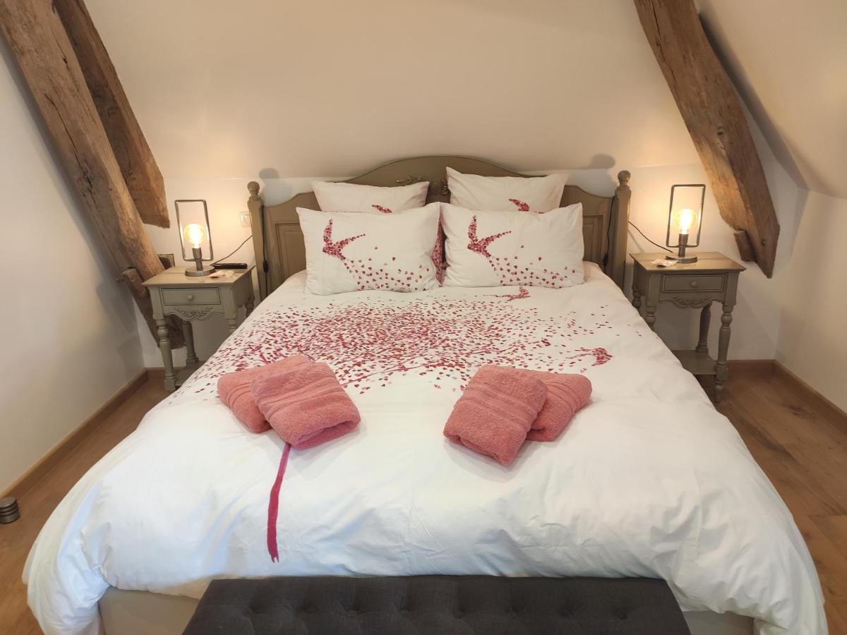 L'Amalgam' Bed & Breakfast Ainay-le-Vieil Exterior photo