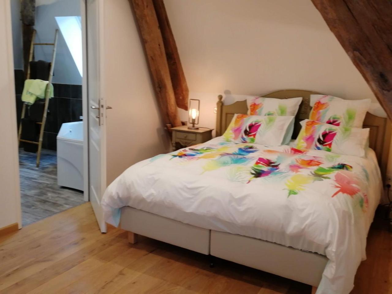 L'Amalgam' Bed & Breakfast Ainay-le-Vieil Exterior photo
